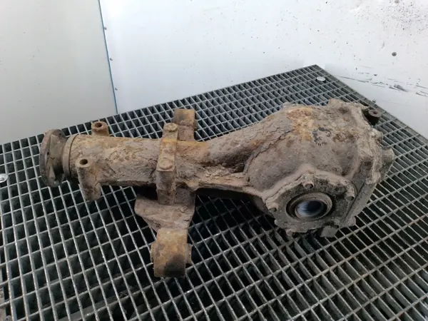 Subaru Outback III Taka-akselin Differenssiaali OEM DYFERENCJAŁ TYŁ image 2