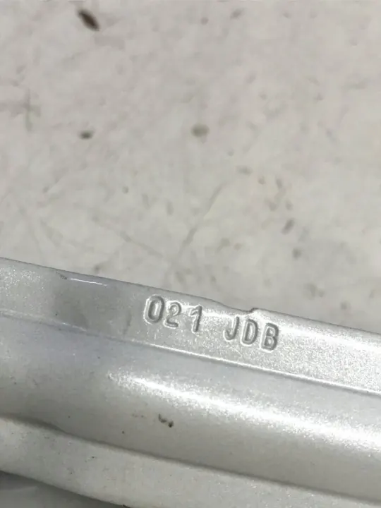 Charnière de coffre droit Tesla Model 3 2020 OEM 109282100E image 7