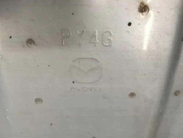 Silencieux Mazda OE PY4B-40100-A d'occasion image 3