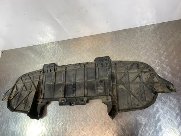 Cubierta parachoques delantero Polestar 2 OEM 31694426 image 3