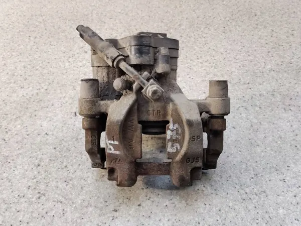 Remklauw rechts achter OEM 3Q0615406MAOP image 2
