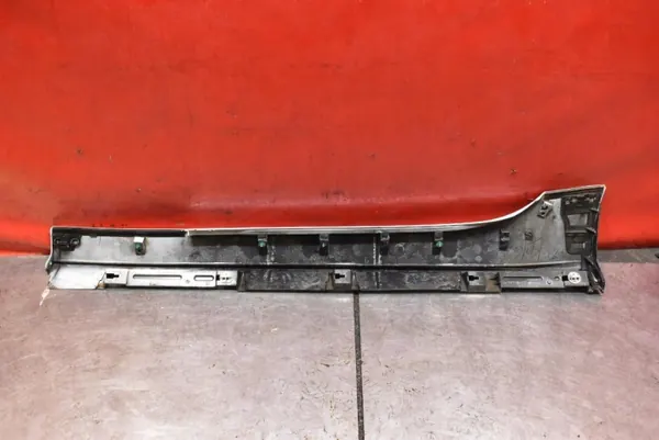 OEM N243-51P41 Couvre-bas de seuil droit Mazda MX-5 ND image 7
