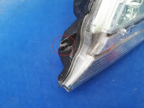 FARO IZQUIERDO LEXUS RX300 1998-2003 Halógeno OEM image 10