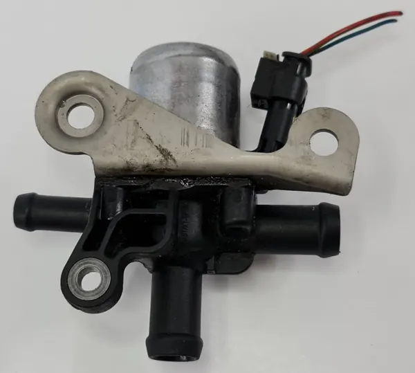 Vesiventtiili OEM A2722000131 Mercedes W204:lle image 3