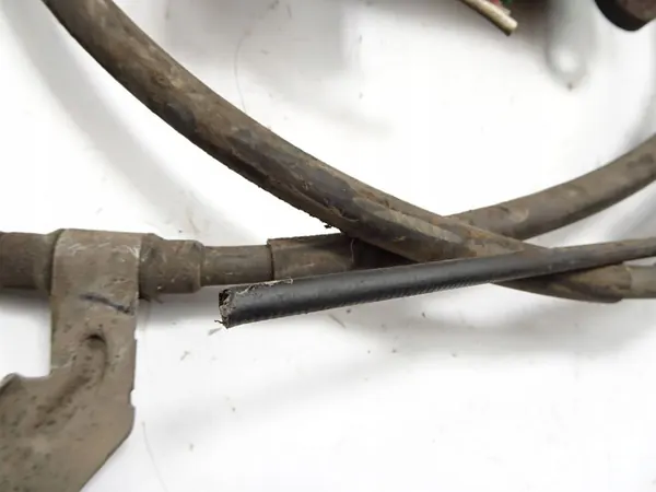 Frein à main électrique Toyota Avensis T27 image 3