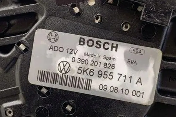 Scheibenwischermotor VW GOLF VI CABRIO 1.6L diesel image 4