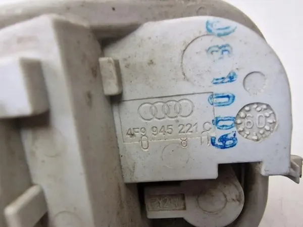 Conector faro trasero OEM 4F9945221C Audi A6 Avant image 3