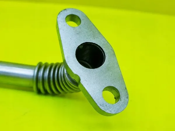 Öljynpoistoputki turbo Maseratille OEM YYY111 image 4