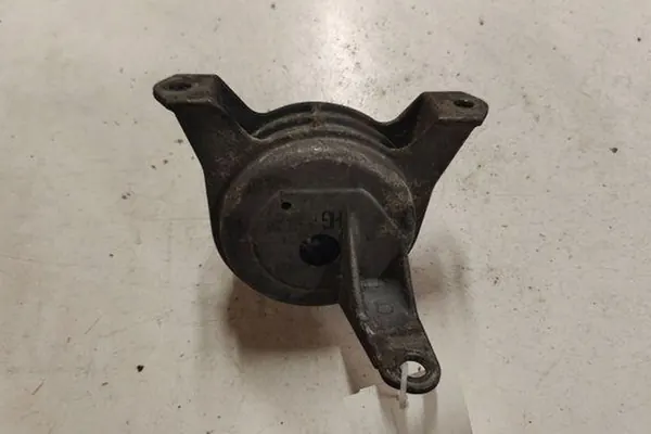 Supporto motore OPEL ZAFIRA B 1.9L diesel image 3