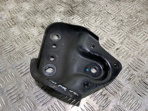 Subaru XV Front Undershield OEM FBZ17363 - Used image 3