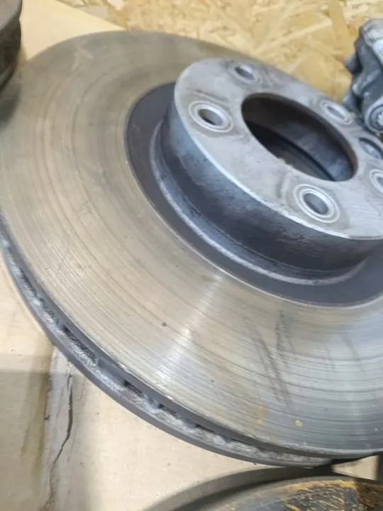 Jeu d'étriers de frein OEM 32434322 pour Porsche Cayenne II image 6