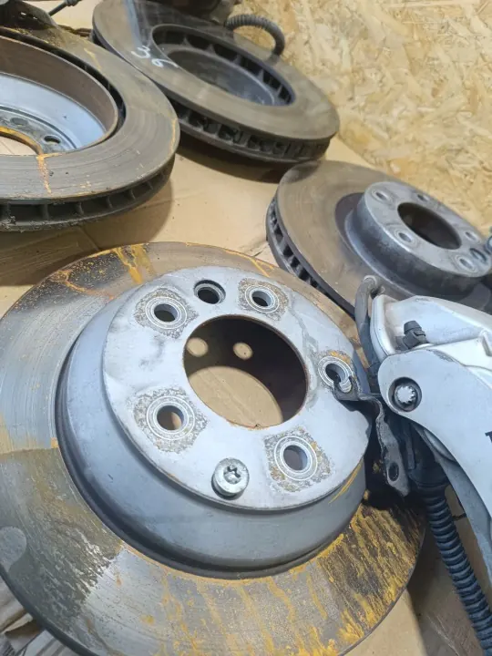 Jeu d'étriers de frein OEM 32434322 pour Porsche Cayenne II image 7