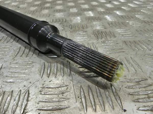 Framdrivningsaxel BMW G01 G05 G07 G12 G14 L=812.3 image 5