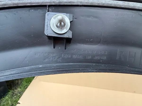 SUBARU XV Crosstrek Modanatura Anteriore Destra image 7