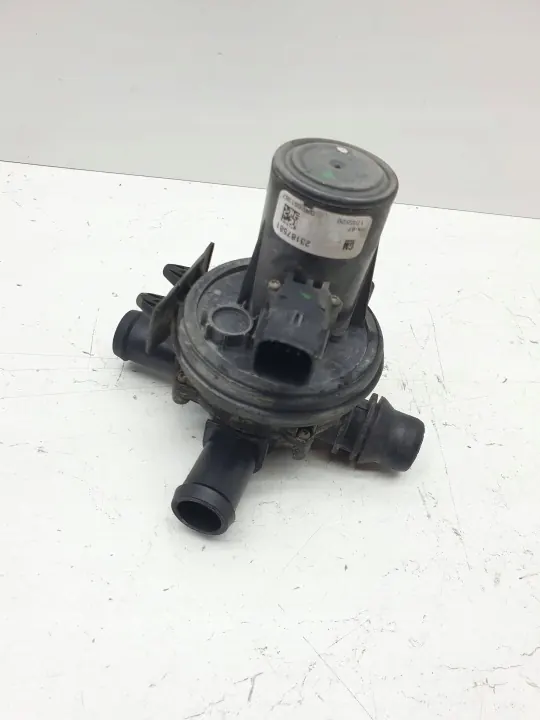 Bomba de circulação Webasto OEM 23187581 para Chevrolet Volt II image 2