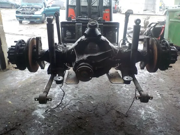 MAN TGX 26.440 Akselinkotelo OEM OBUDOWA Käytetty image 2