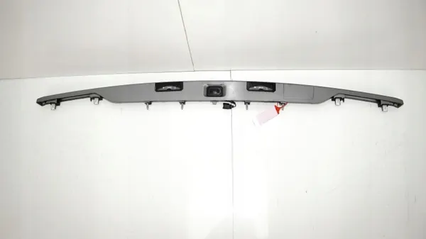 OEM 360150025 Tailgate Trim with Camera for Range Rover Evoque image 8