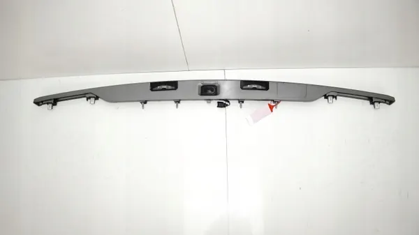 OEM 360150025 Tailgate Trim with Camera for Range Rover Evoque image 9