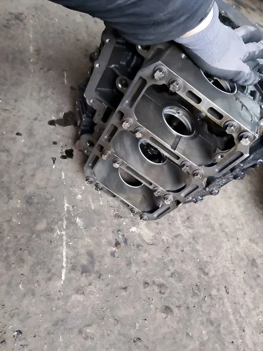 Bloco Motor Audi CCW 3.0 TDI - Peça OEM Usada image 7
