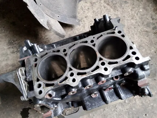Bloco Motor Audi CCW 3.0 TDI - Peça OEM Usada image 9