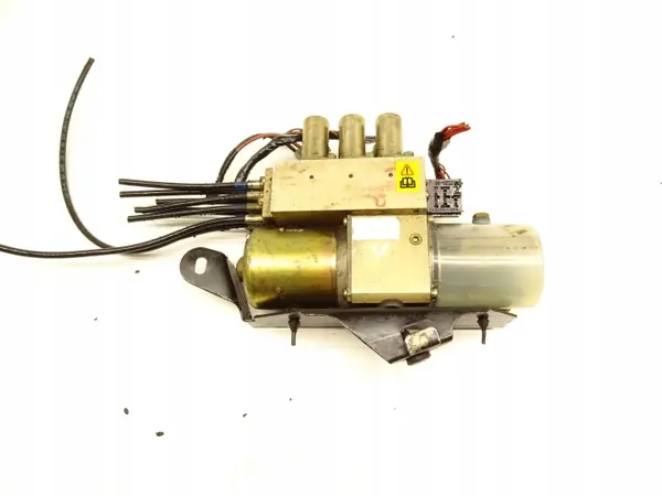 Kattopumppu OEM 1515-21-99 Peugeot 306 Pininfarinalle image 2