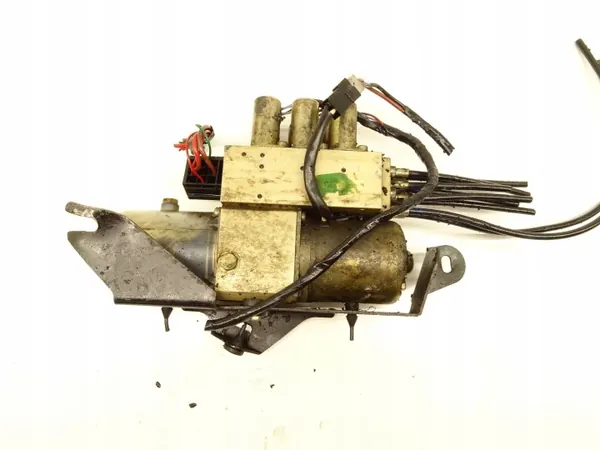 Kattopumppu OEM 1515-21-99 Peugeot 306 Pininfarinalle image 3