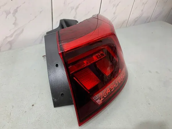 VW T ROC Lámpara Trasera Derecha LED OEM 2GA945096D image 3