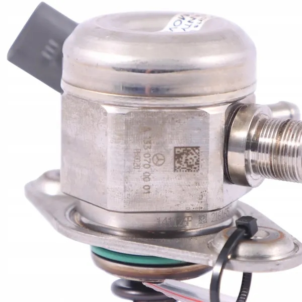 Brandstofinjectiepomp Mercedes W176 A45 AMG A1330700001 image 2