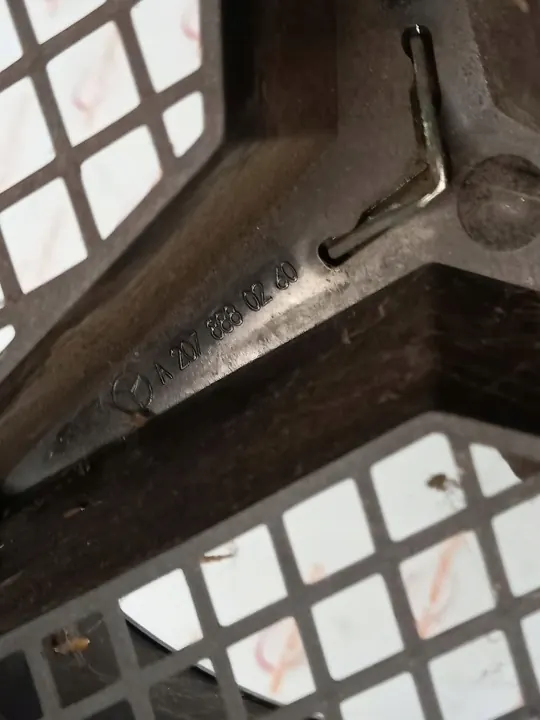 Jäähdyttimen ritilä OEM A2078880260 Mercedes B-Class W245 image 7