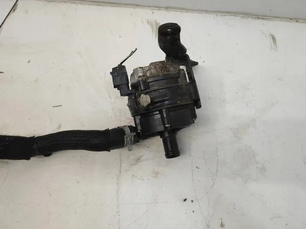 Vattenpump Renault Express II 1.5 DCI image 4