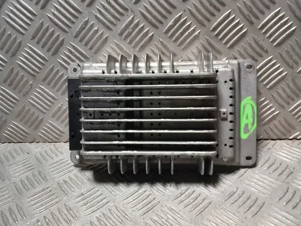 Alfa Romeo Brera Bose Radio Vahvistin OEM 94660694714 image 2