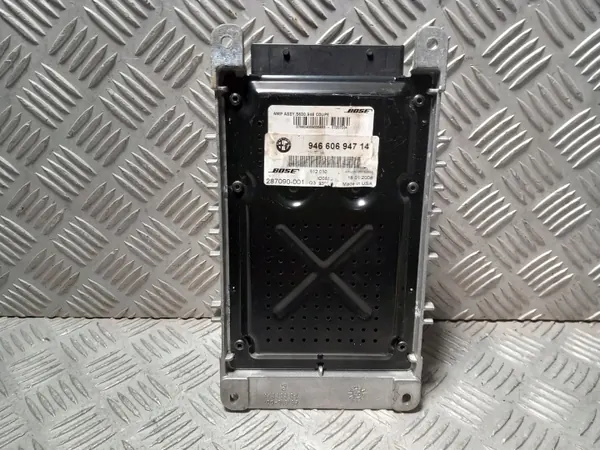 Alfa Romeo Brera Bose Radio Vahvistin OEM 94660694714 image 4