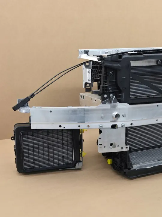 Voorkoeler Mercedes C-Klasse W206 S206 C63 S E Performance image 4