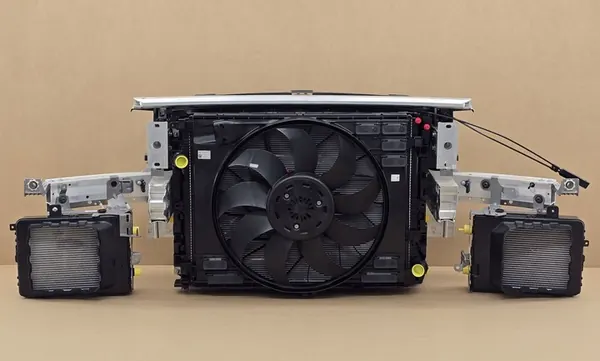 Voorkoeler Mercedes C-Klasse W206 S206 C63 S E Performance image 6