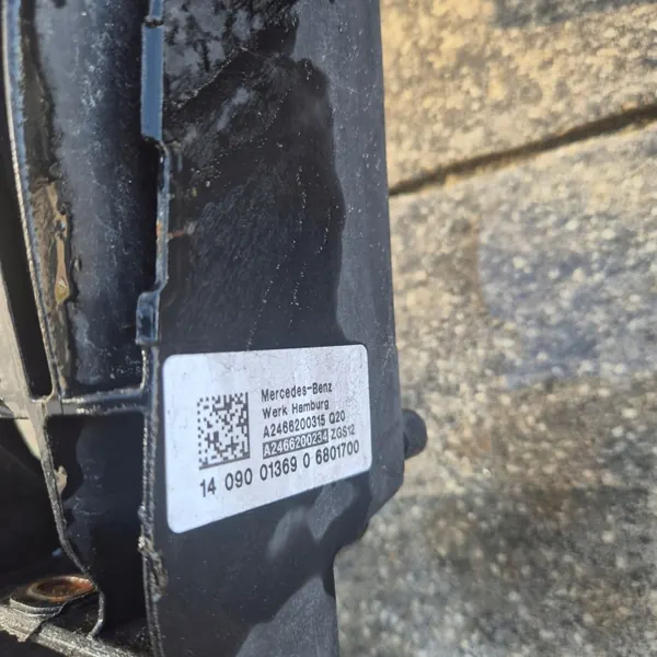 Mercedes A-klasse W176 voorste gordelversterking OEM A2466200315 image 8