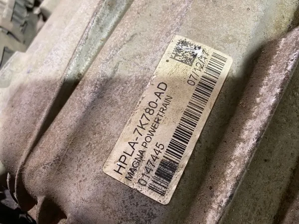 Caja de transferencia Land Rover OEM HPLA7K780AD - Usado image 6