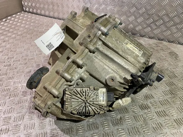 Caja de transferencia Land Rover OEM HPLA7K780AD - Usado image 7