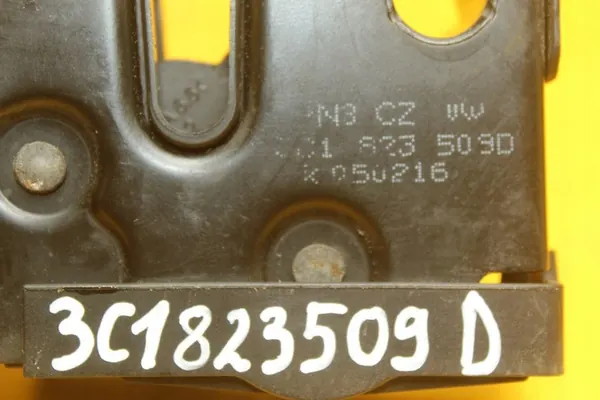 Motorhuvslås VW Passat B6 3C1823509D image 4