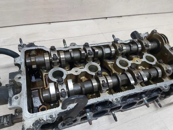 Culasse Moteur OEM GŁWOICA 3ZZ E3Z Complète image 4