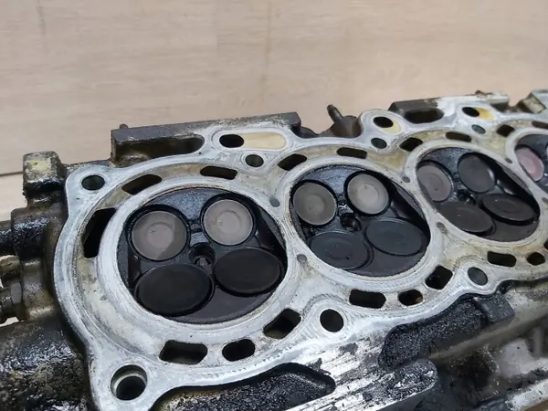 Culasse Moteur OEM GŁWOICA 3ZZ E3Z Complète image 6