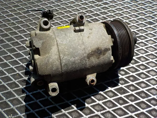 Compresor AC FORD FOCUS 1.6 TDCI AP31-19D629-BA image 3