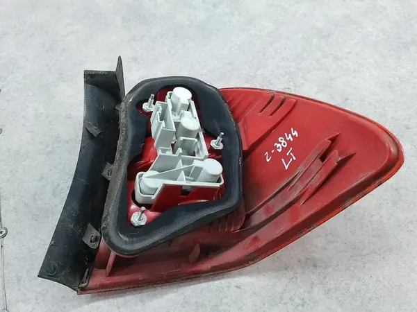 Luz Trasera Izquierda BMW 3 325i E91 image 6