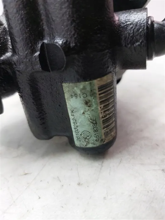 Bomba de direção assistida Alfa Romeo GT 1.9 Diesel 2003-2010 OEM image 4