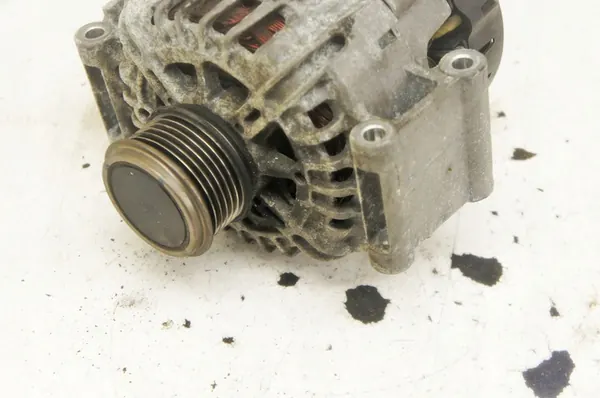 UL118 VW Passat B8 1.8TSI Generaattori image 3