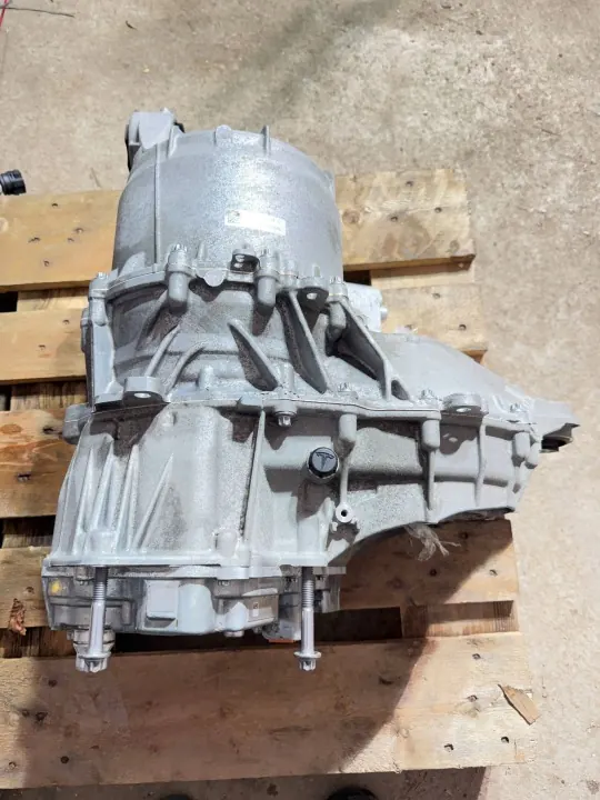 Elmotor bak AWD OEM 1665000-DE-L image 2