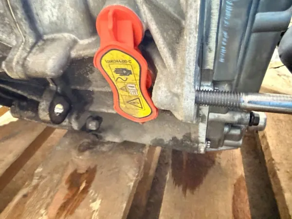 Elmotor bak AWD OEM 1665000-DE-L image 8