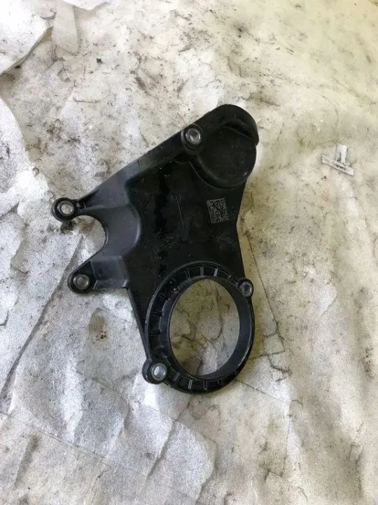 Couvercle de chaîne de distribution OEM 05C109175A Skoda image 2