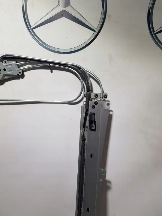 Mécanisme toit panoramique Mercedes W207 C207 OEM image 3