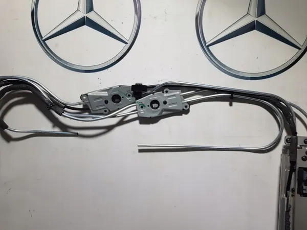 Mécanisme toit panoramique Mercedes W207 C207 OEM image 5