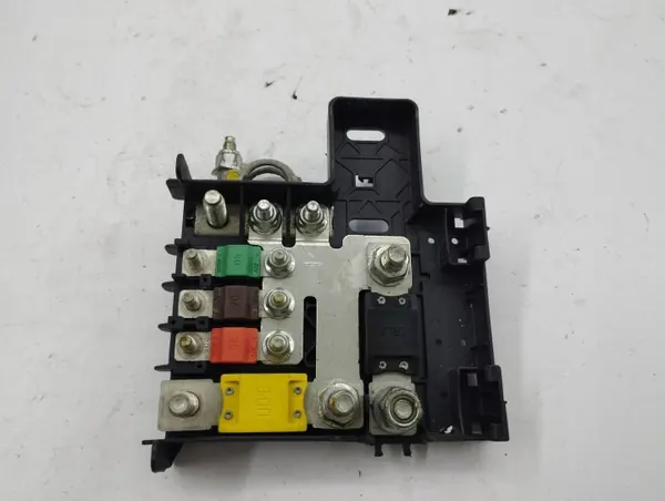 Maserati Quattroporte 2010 akkurele OEM AMD95097 image 2
